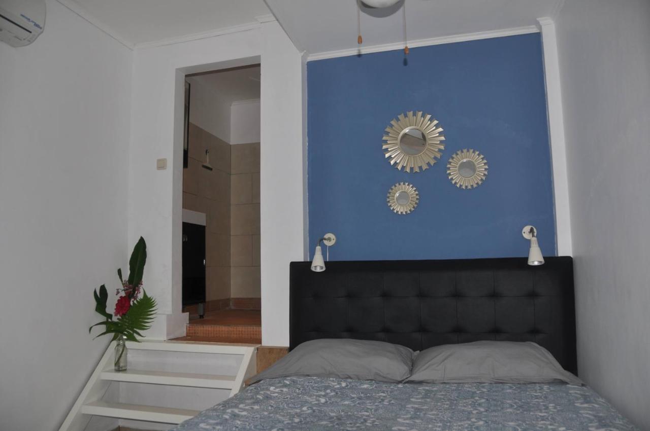 Guesthouse The 4 Fish Manado Exterior photo